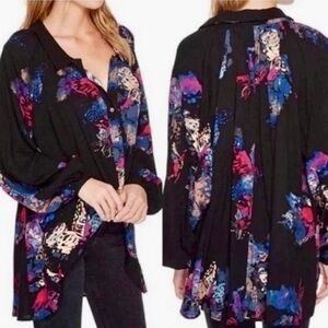 Free People Black Abstract Floral Long Sleeve Tunic Blouse Size Small Boho Chic